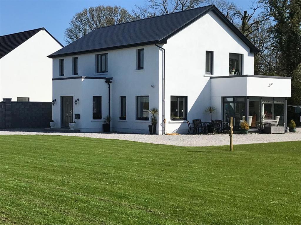 Ashlee Lodge, Shanagarry P25K6R6 Near Ballymaloe House & Garryvoe Hotel Экстерьер фото
